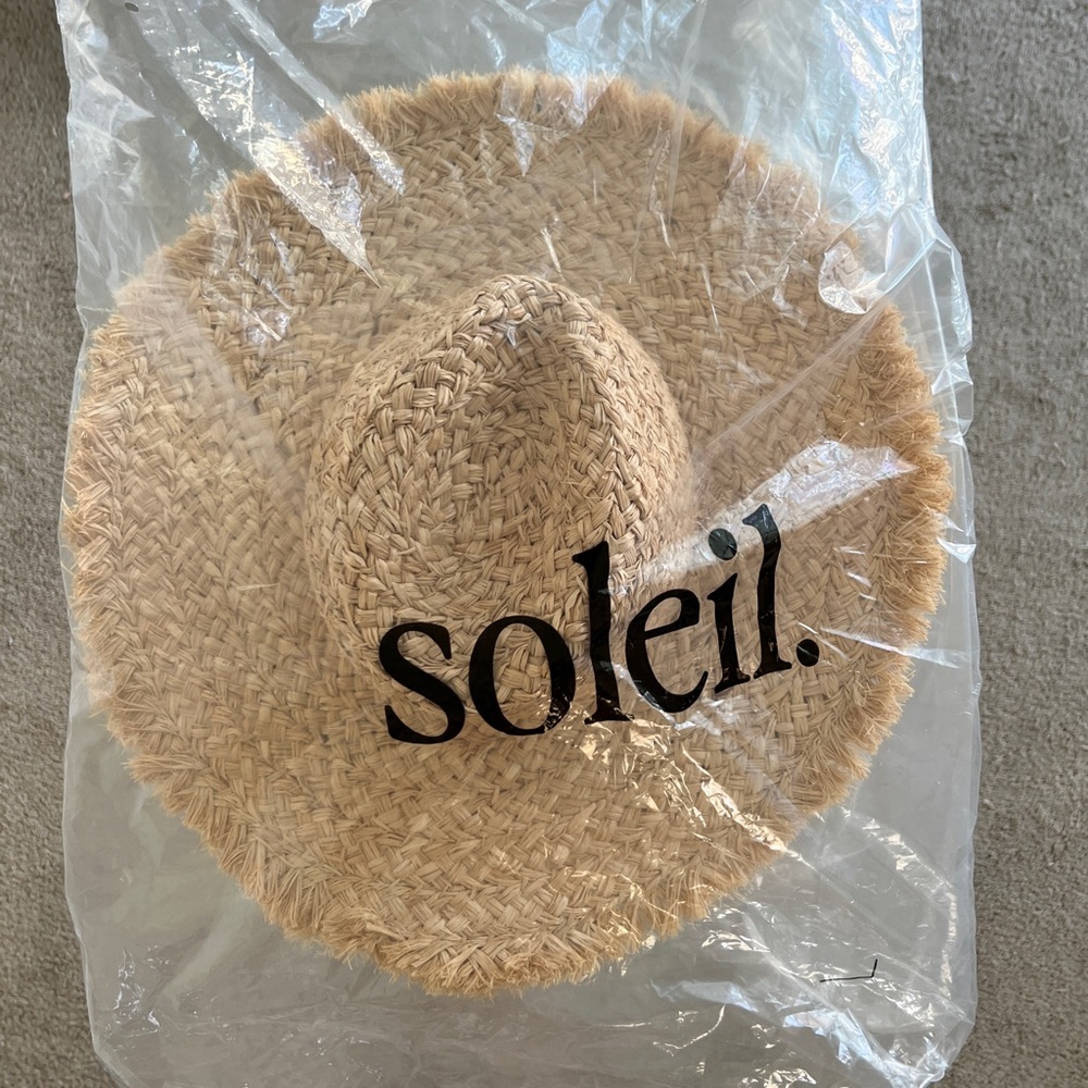 Straw Hat - Picture 7 of 8